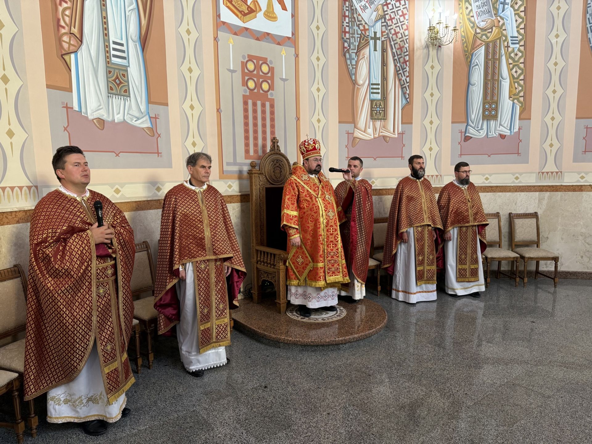 Божественна Літургія!