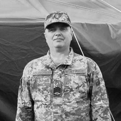 Воїн "на щиті"!