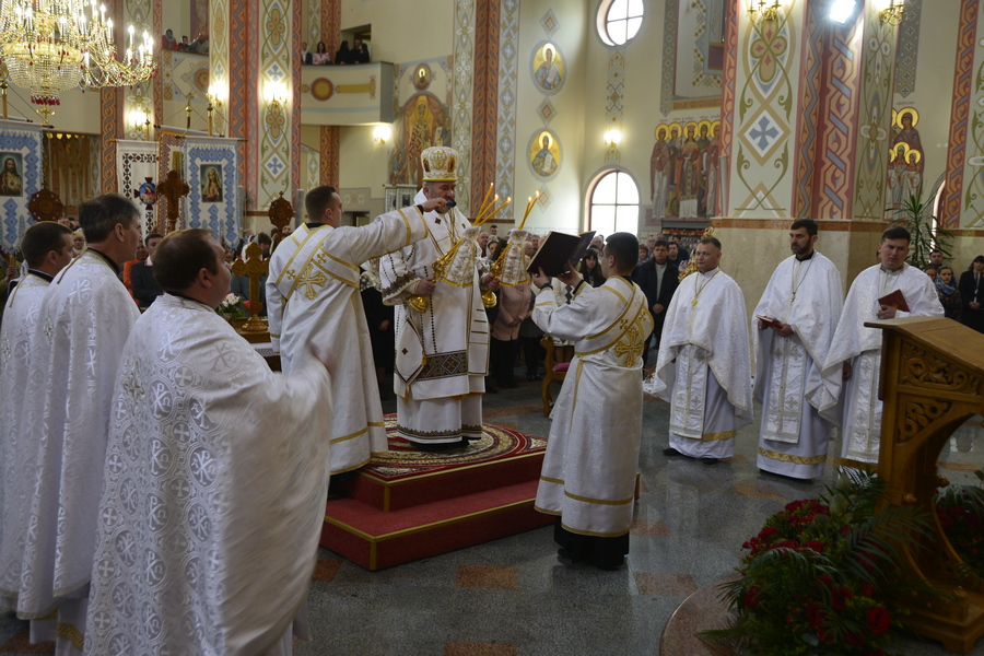 Великоднє богослужіння у Катедральному соборі м.Коломиї 