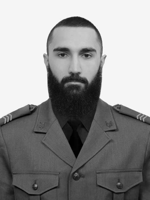 Воїн "на щиті"!