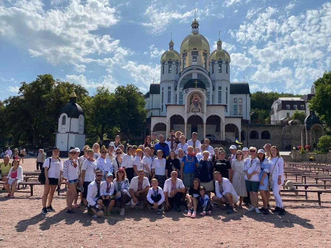 Проща до Зарваниці!