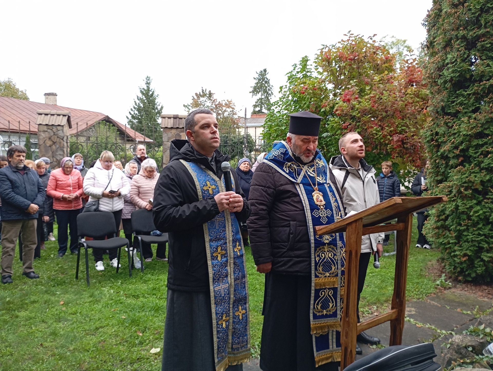 Молебень до Пресвятої Богородиці!
