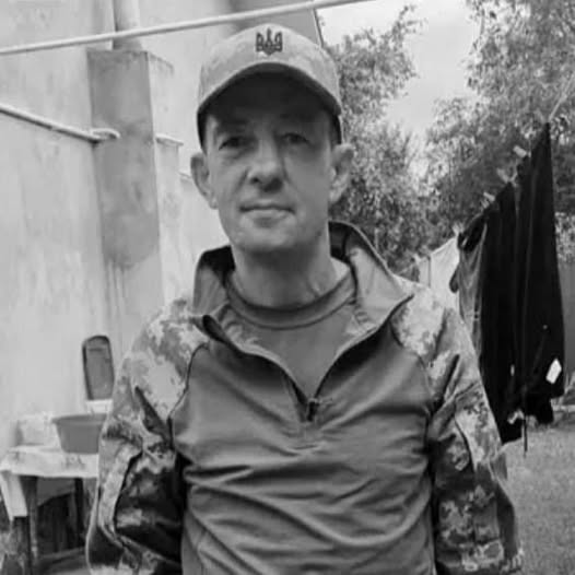 Герой "на щиті"!