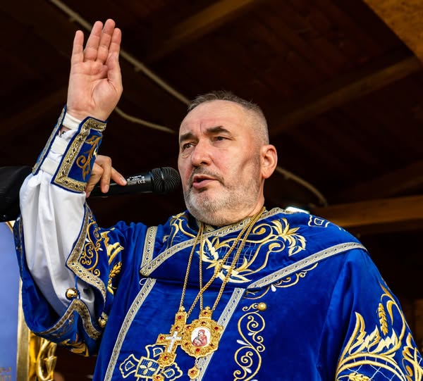 Щиро вітаємо владику Василія!