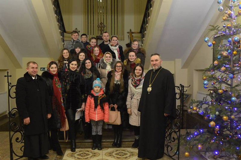 Зі щедрівками до єпархії