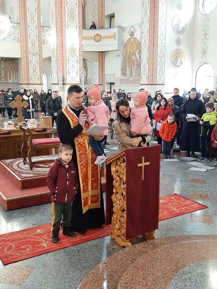 Хресна Дорога родин