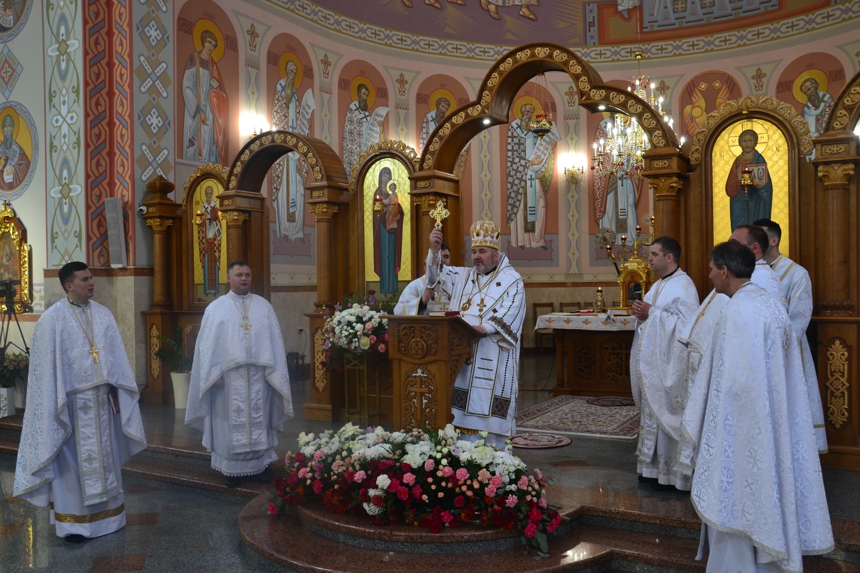 Пасхальне Богослужіння