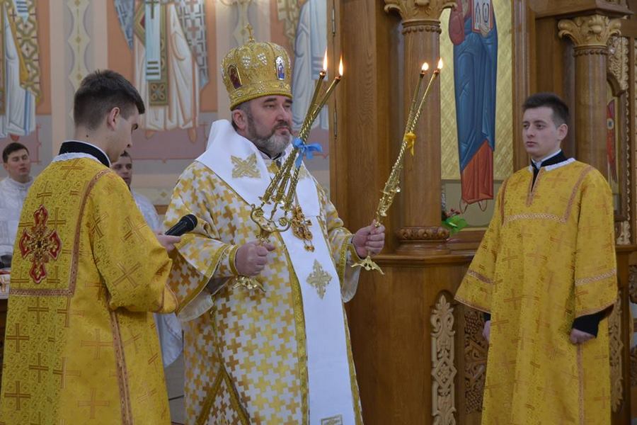У неділю блудного сина владика Василь (Івасюк) молився в головному храмі єпархії