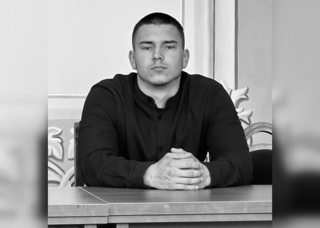 Воїн "на щиті"!