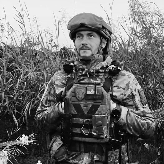 Воїн "на щиті"!
