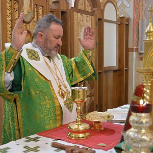 “Святий Дух – це світло, яке допомагає знайти правду житті”, – владика Василь (Івасюк) в свято П’ятидесятниці