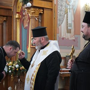 Єпархіальна розколяда!