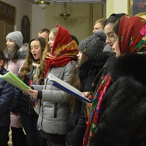 Зі щедрівками до єпархії