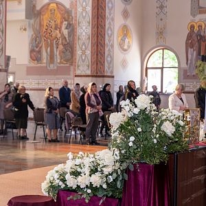 Вечірня з виставленням Плащаниці!