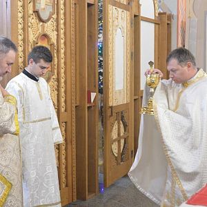 Подячна передноворічна Свята Літургія