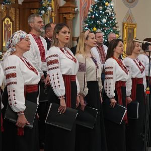 "Ой, радуйся, земле!"