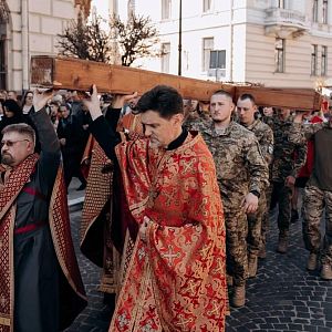Хресна дорога по місту!