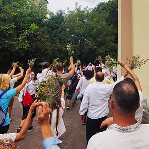 Проща до Зарваниці