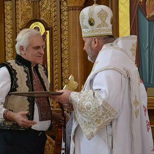 Митрополит Володимир привітав владику Василія з іменинами