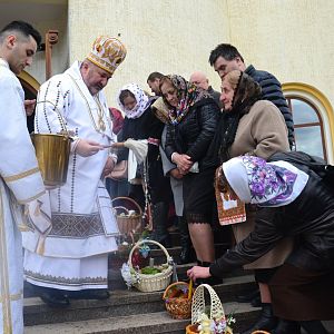 Пасхальне Богослужіння
