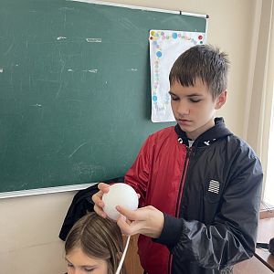 Мільйони дітей моляться разом!