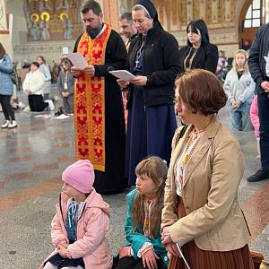 Хресна Дорога родин!
