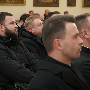 Лекція для священників "Місія епохи потрясінь!"