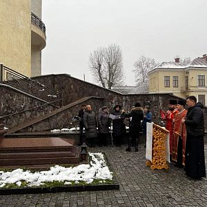 Вічна пам'ять владиці Миколаю!