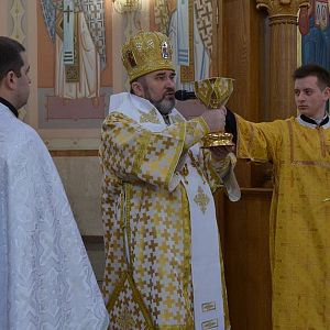У неділю блудного сина владика Василь (Івасюк) молився в головному храмі єпархії