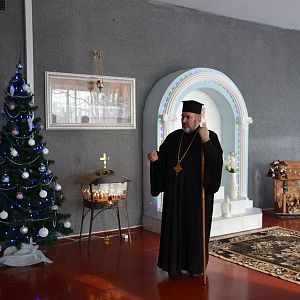 Радість Різдва владика Василь Івасюк розділив з потребуючими