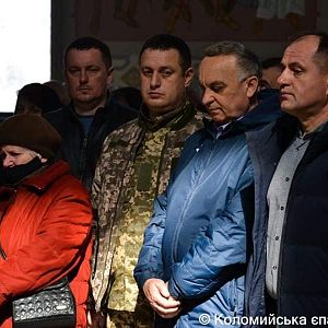Прощання з Героями України