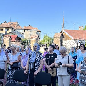 Молебень до Богородиці!