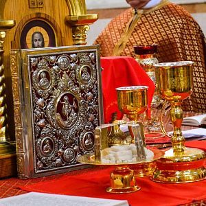 Владика Василій звершив Чин умивання ніг
