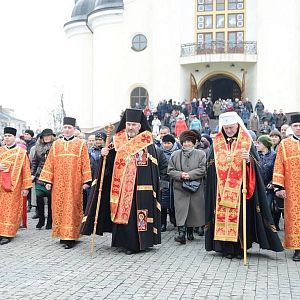 У Коломиї відбувся велелюдний хресний хід