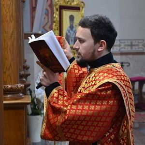 Вечірня із виставленням Плащаниці