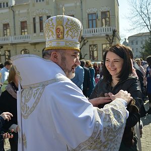 “Облишмо сьогодні всі турботи, проблеми і образи, бо Христос воскрес!”,- владика Василій (Івасюк)