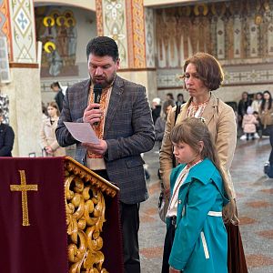 Хресна Дорога родин!