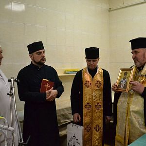 Освячення апарату штучної вентиляції легень у пологовому будинку