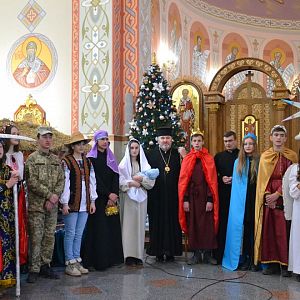 Митрополит Володимир привітав владику Василія з іменинами