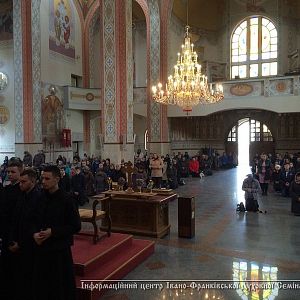 Розважання над Страстями Господніми за участю семінарійного гурту “Εφφατα”