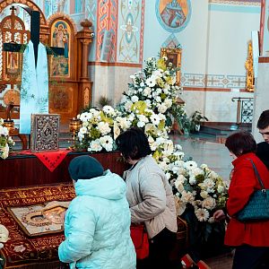 Виставлення Плащаниці!