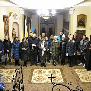 До єпархіального управління завітали колядники
