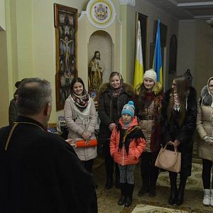 Зі щедрівками до єпархії