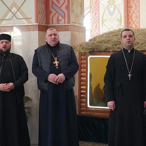 Єпархіальна розколяда!