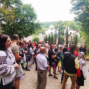 Проща до Зарваниці