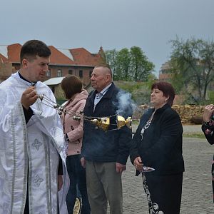 Владика Василій звершив богослужіння Великої Суботи та освятив паску
