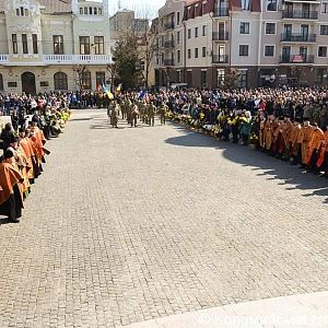 Прощання з Героями України