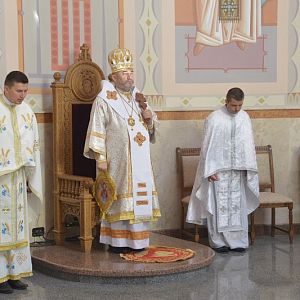 Відновлення хресних обіт у Катедральному соборі