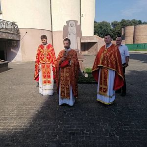 "Пам`ятайте про наставників ваших"
