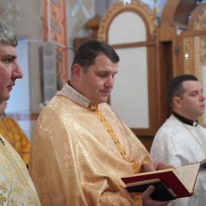 Літургія з нагоди Дня Народження владики Василія!